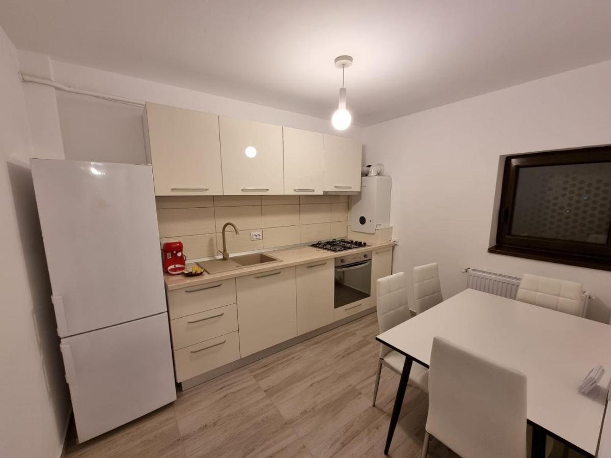 Dreams Escape Apartment Craiova Exterior foto