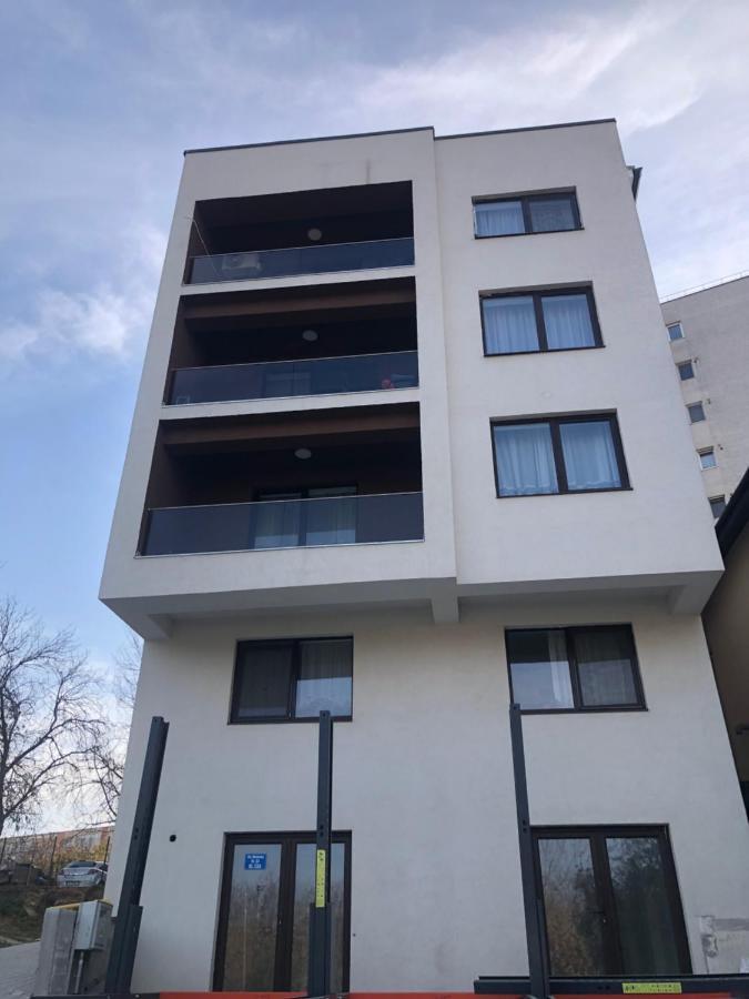 Dreams Escape Apartment Craiova Exterior foto